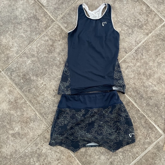 Atlethic DNA girls set size 10-12 (L) - Picture 1 of 5